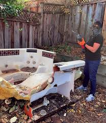 Best Garage Cleanout  in Holly Springs, NC
